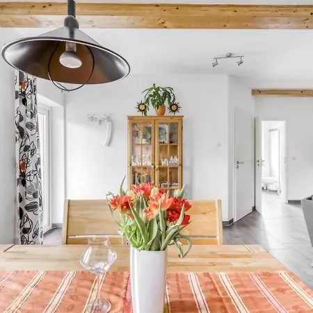 Ferienhaus Comfortable Holiday In With Balcony Insul